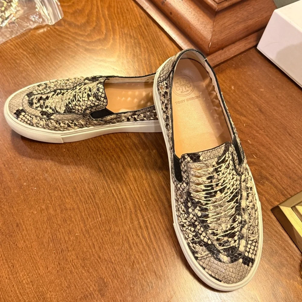 Tory Burch Huarache Woven Leather Snakeskin Slip On Sneakers Size 7 MSRP $228
